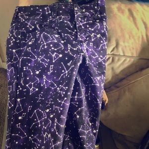 Hot topic jeans size 3